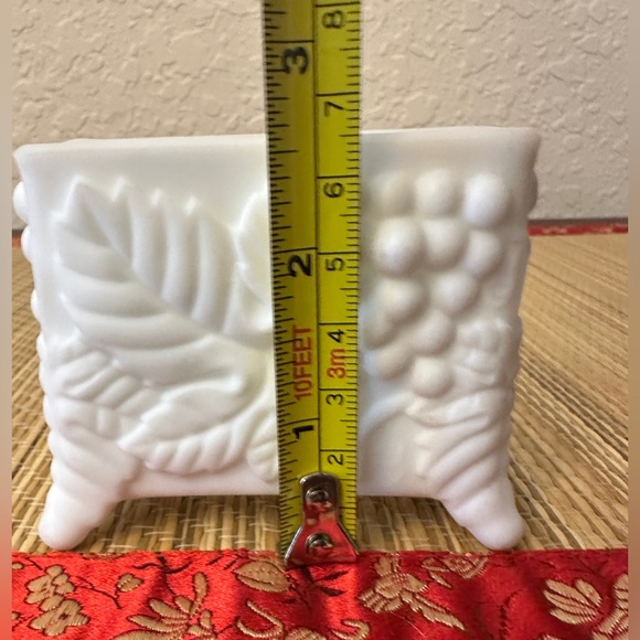 Imperial Milk Glass Sugar Toothpick Business Card Holder Grapevine Vintage - Picture 6 of 7